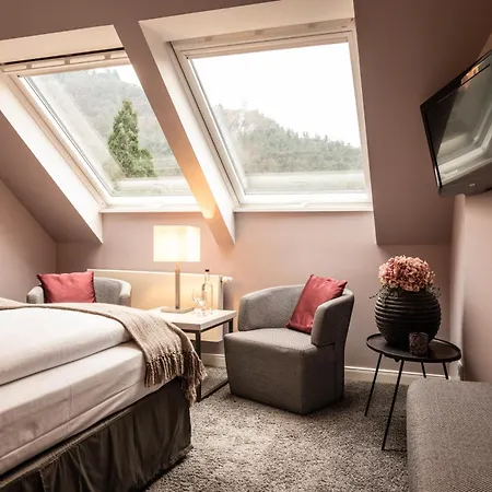 Moselschloesschen & 4* Traben-Trarbach