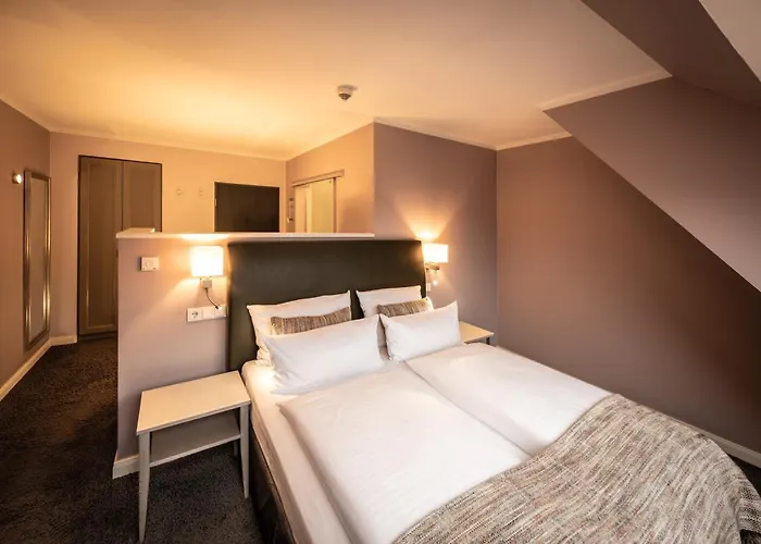 فندق Moselschloesschen & 4*