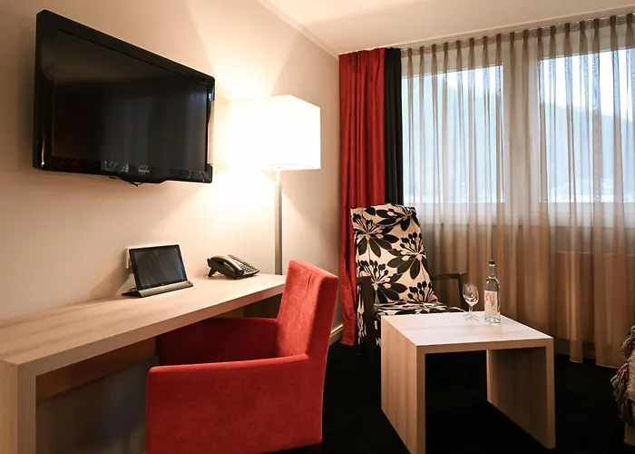 فندق Moselschloesschen & 4*