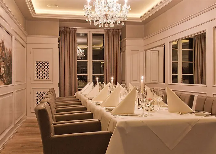 فندق Moselschloesschen & 4*